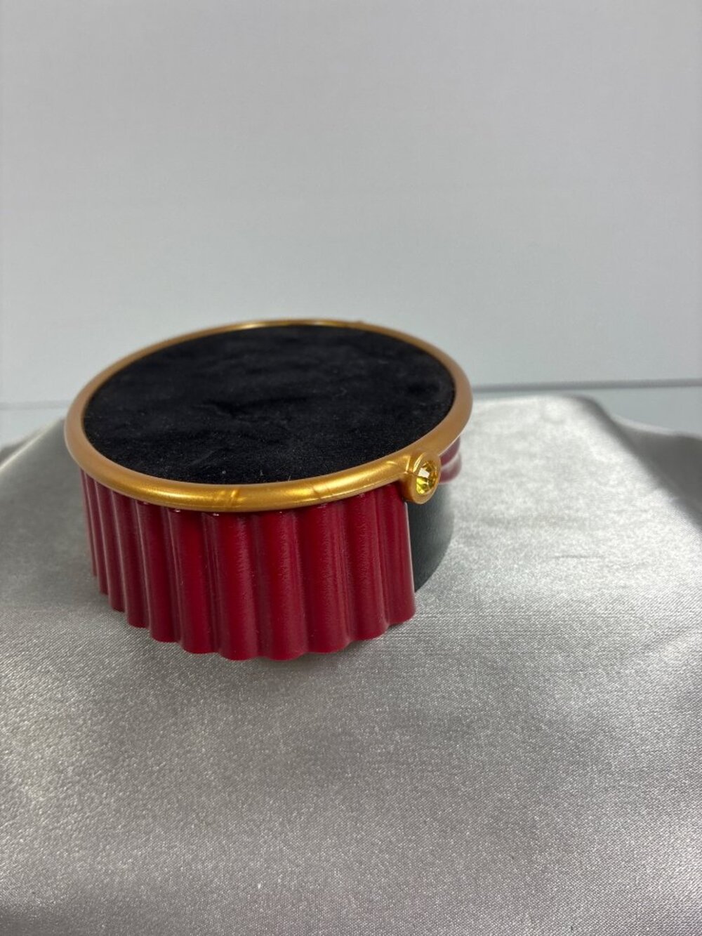 Mini Theater Display Stand Red Curtain Collectible Figure Pedestal Display Base - Picture 3 of 10